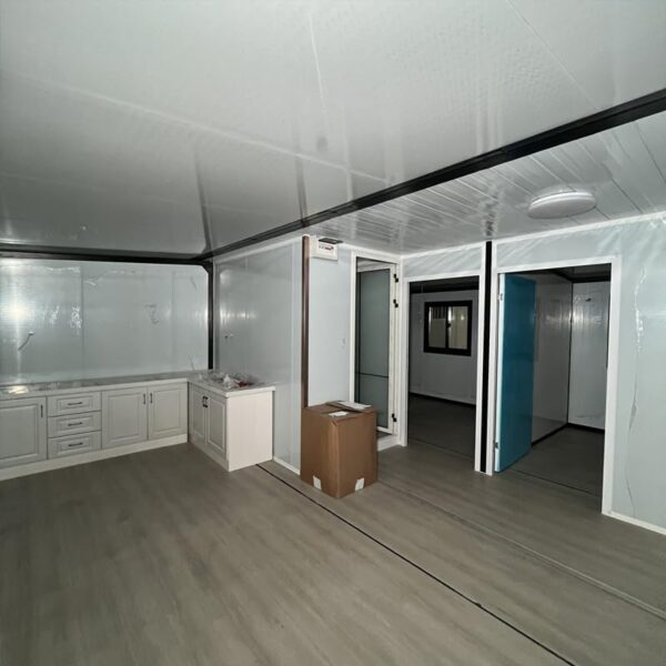 Casa Contenitore Espandibile 20ft/40ft – Prefabbricata, Moderna, Personalizzabile, Ideale per Vita Off-Grid e Spazi di Lavoro - immagine 5