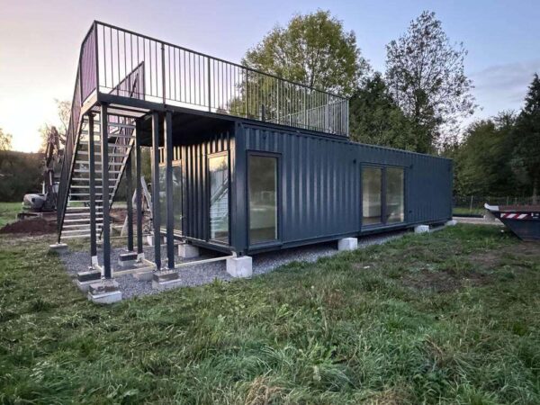 Casa Container Moderna di 60 m² con 3 Camere da Letto