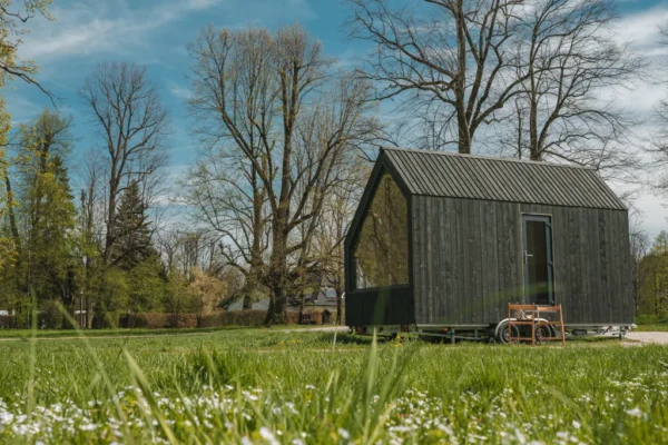 Tiny House Le Nid – Eleganza e Compattezza in Perfetta Armonia - immagine 2